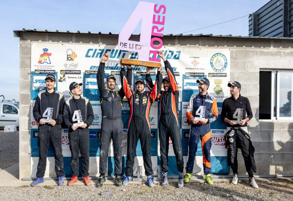 ¡Emoción y adrenalina en las #4HLleida: Calavera, Goixart y Carulla triunfan con el Clio Rally4 de GCMotorsport!